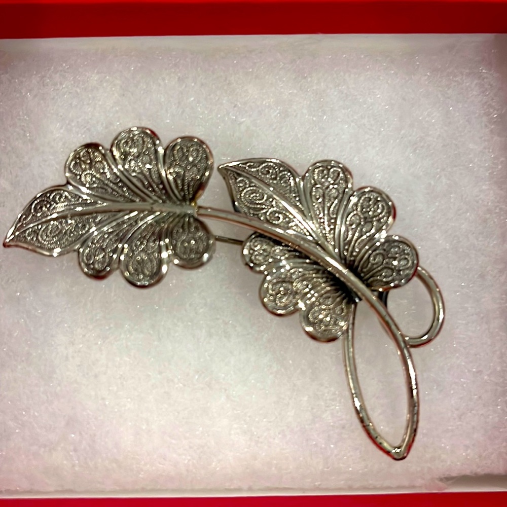 Beau Sterling Silver Brooch